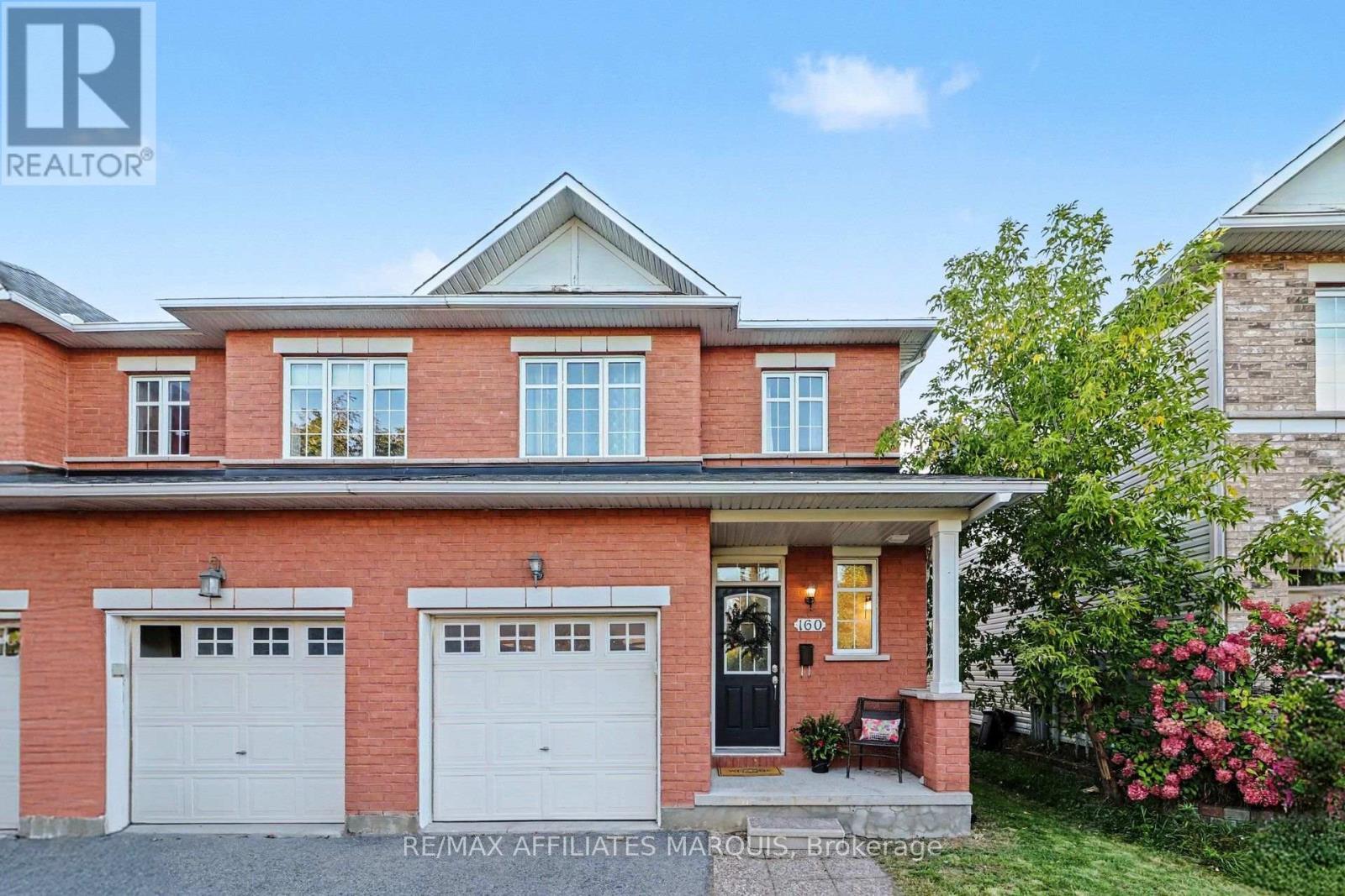 160 Deercroft Avenue, Ottawa, ON