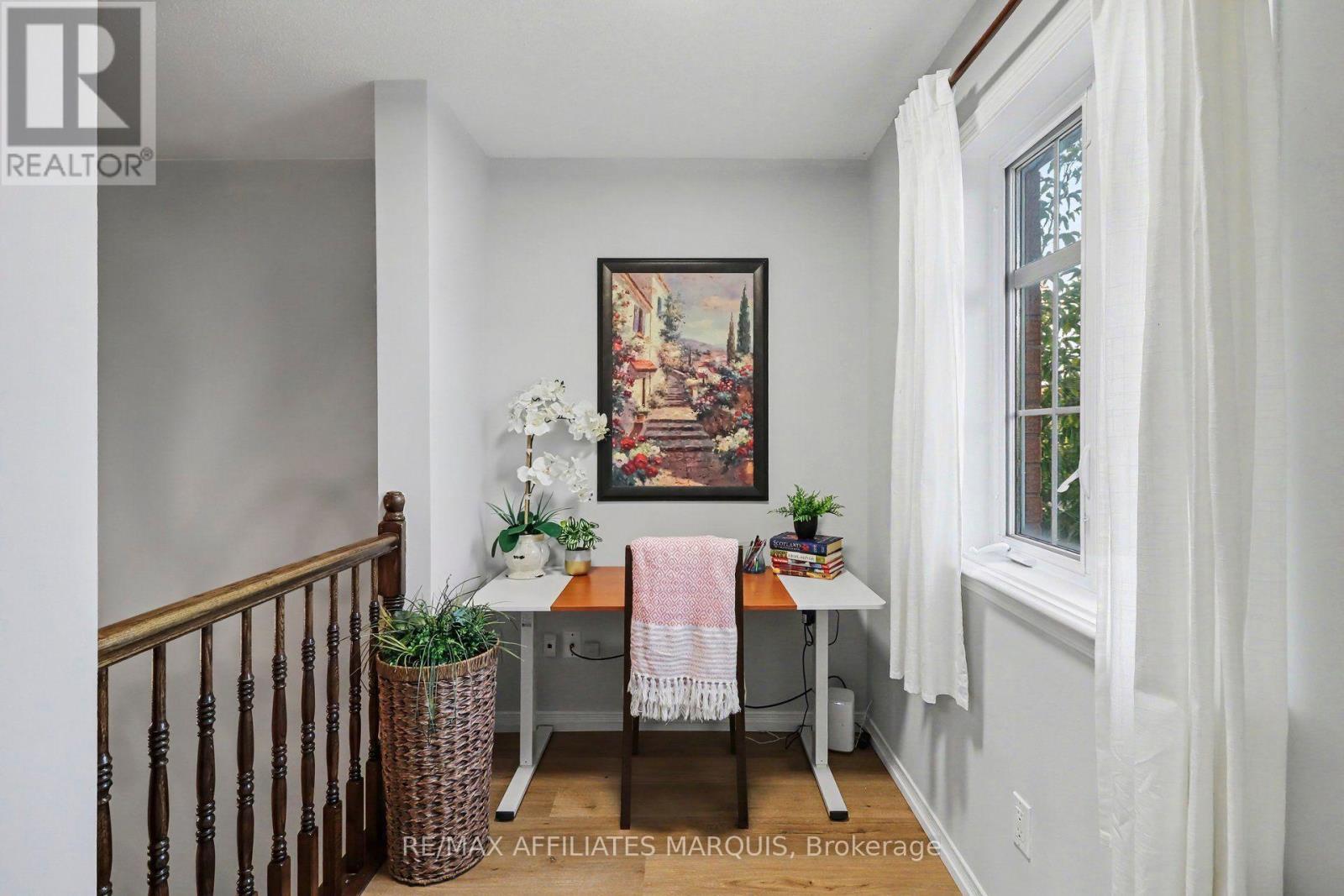 160 Deercroft Avenue, Ottawa, ON