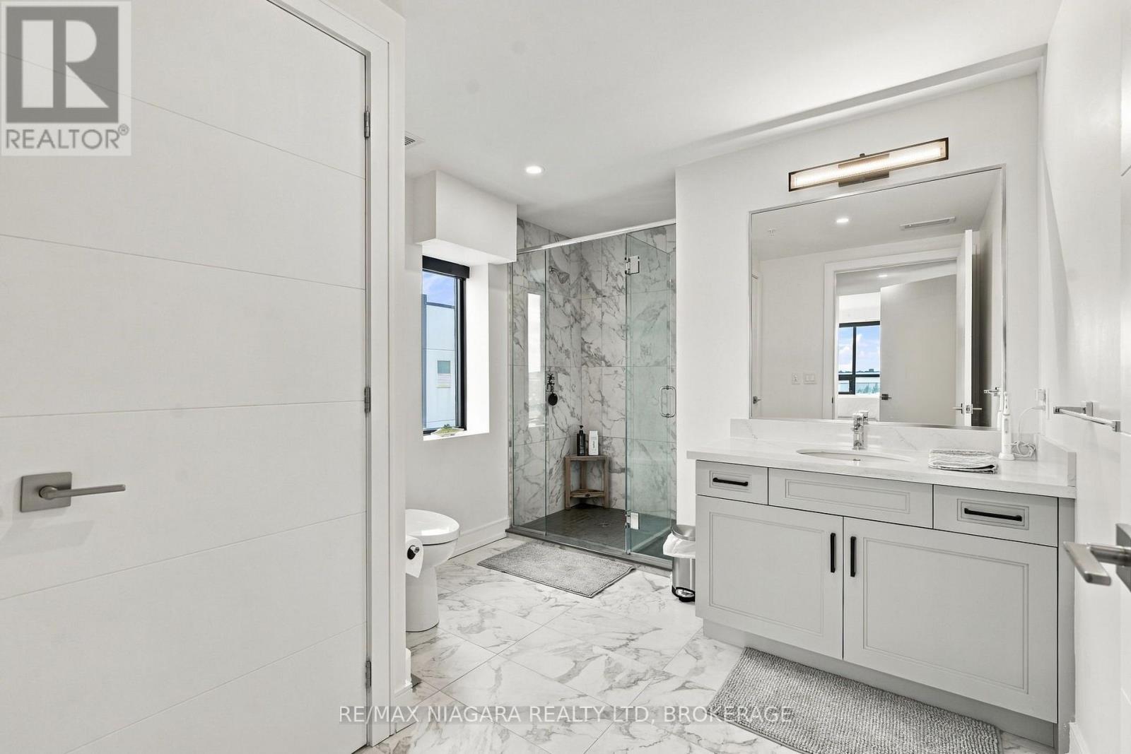 Spa inspired ensuite bathroom - 509B - 300B Fourth Avenue, St. Catharines (Ridley), ON