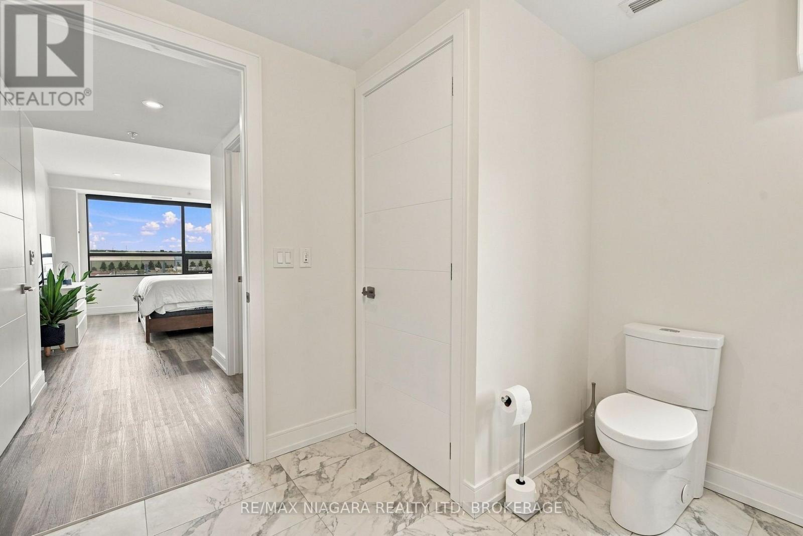 Spa inspired ensuite bathroom - 509B - 300B Fourth Avenue, St. Catharines (Ridley), ON