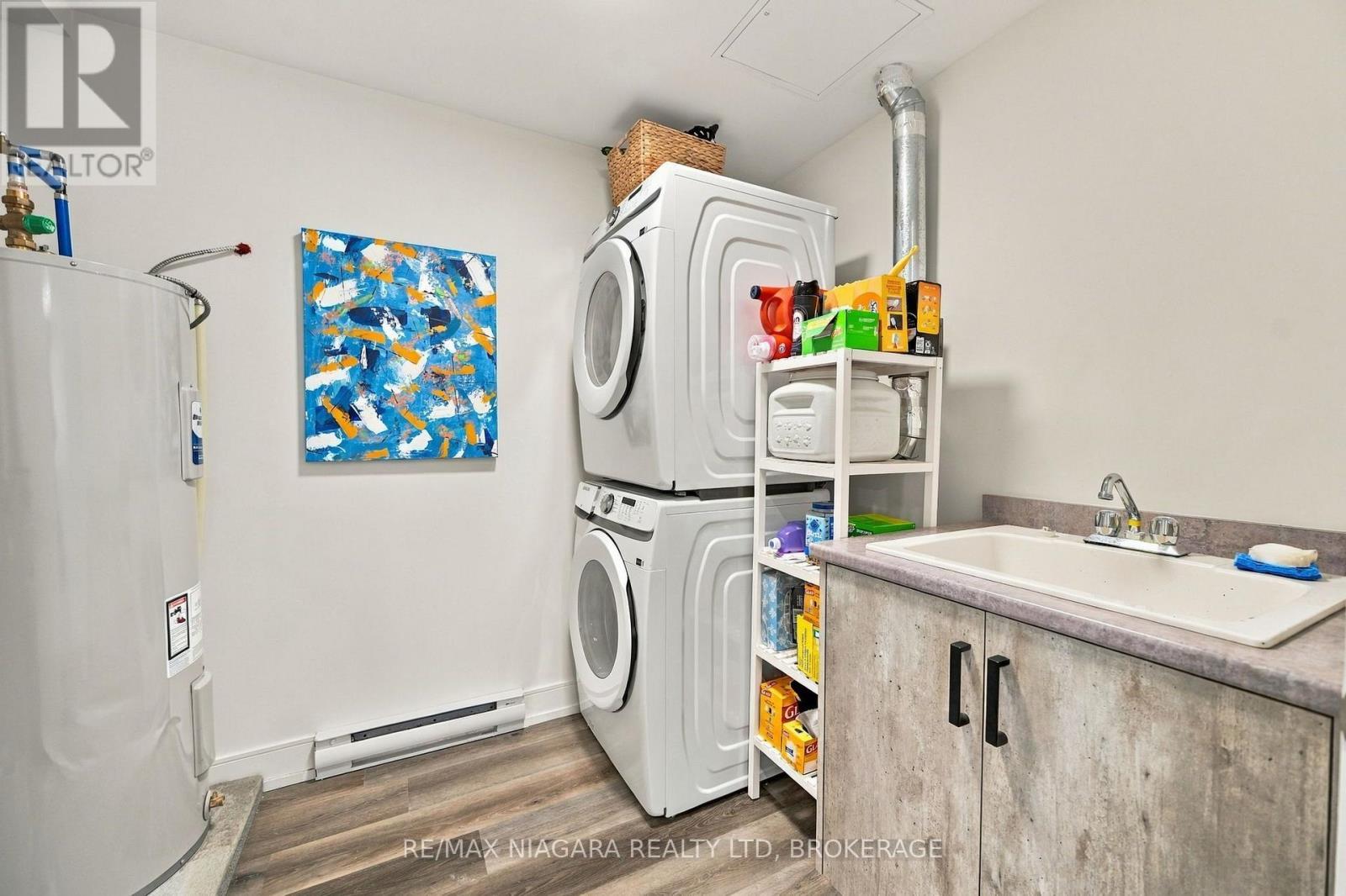In suite laundry/utility room - 509B - 300B Fourth Avenue, St. Catharines (Ridley), ON