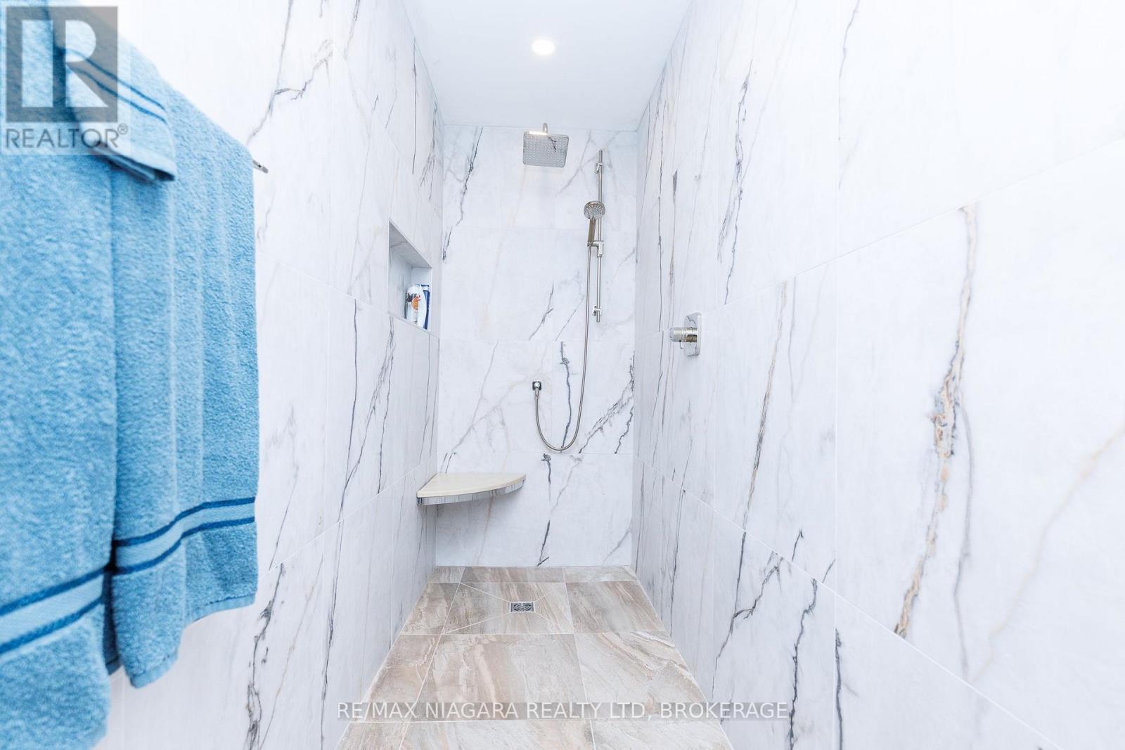 Shower Room - 2187 Miller Road, Port Colborne (Bethel), ON