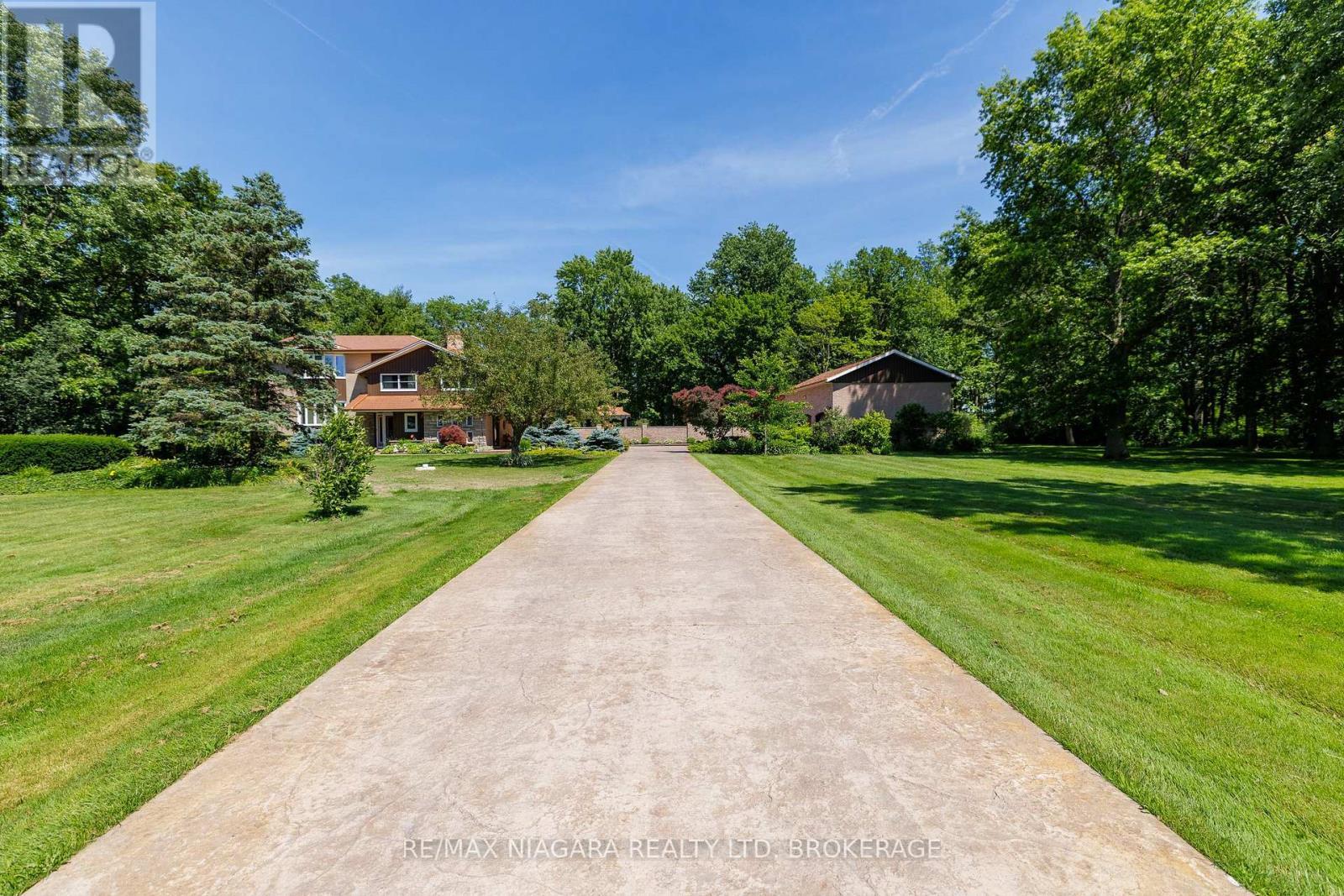 Stamped Concrete Driveway - 2187 Miller Road, Port Colborne (Bethel), ON