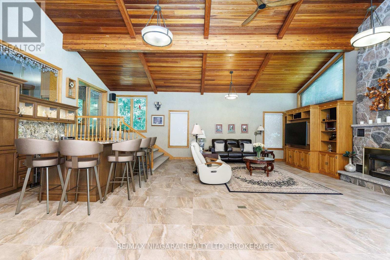 Great Room - Ground Level - 2187 Miller Road, Port Colborne (Bethel), ON