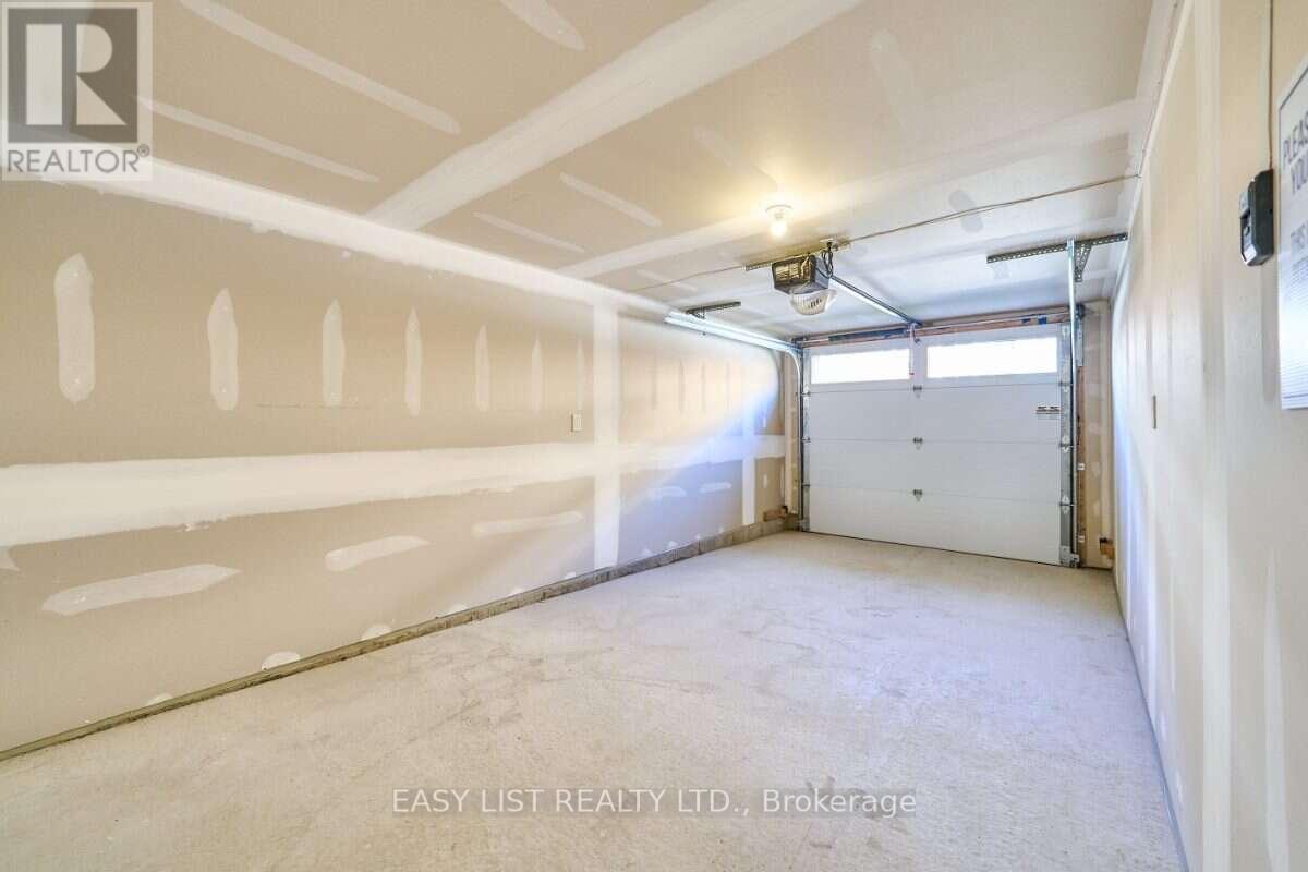 31 Nady Lane, Clarington, ON