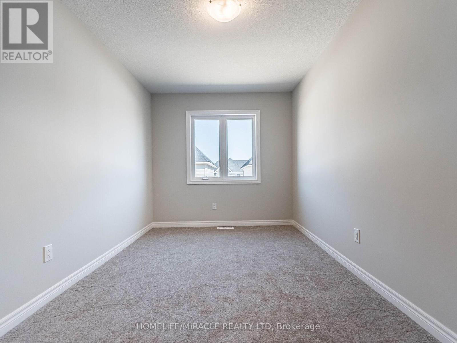 140 Aquasanta Crescent, Hamilton, ON