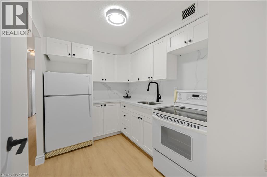 975 Warwick Court Unit# 310, Burlington, ON