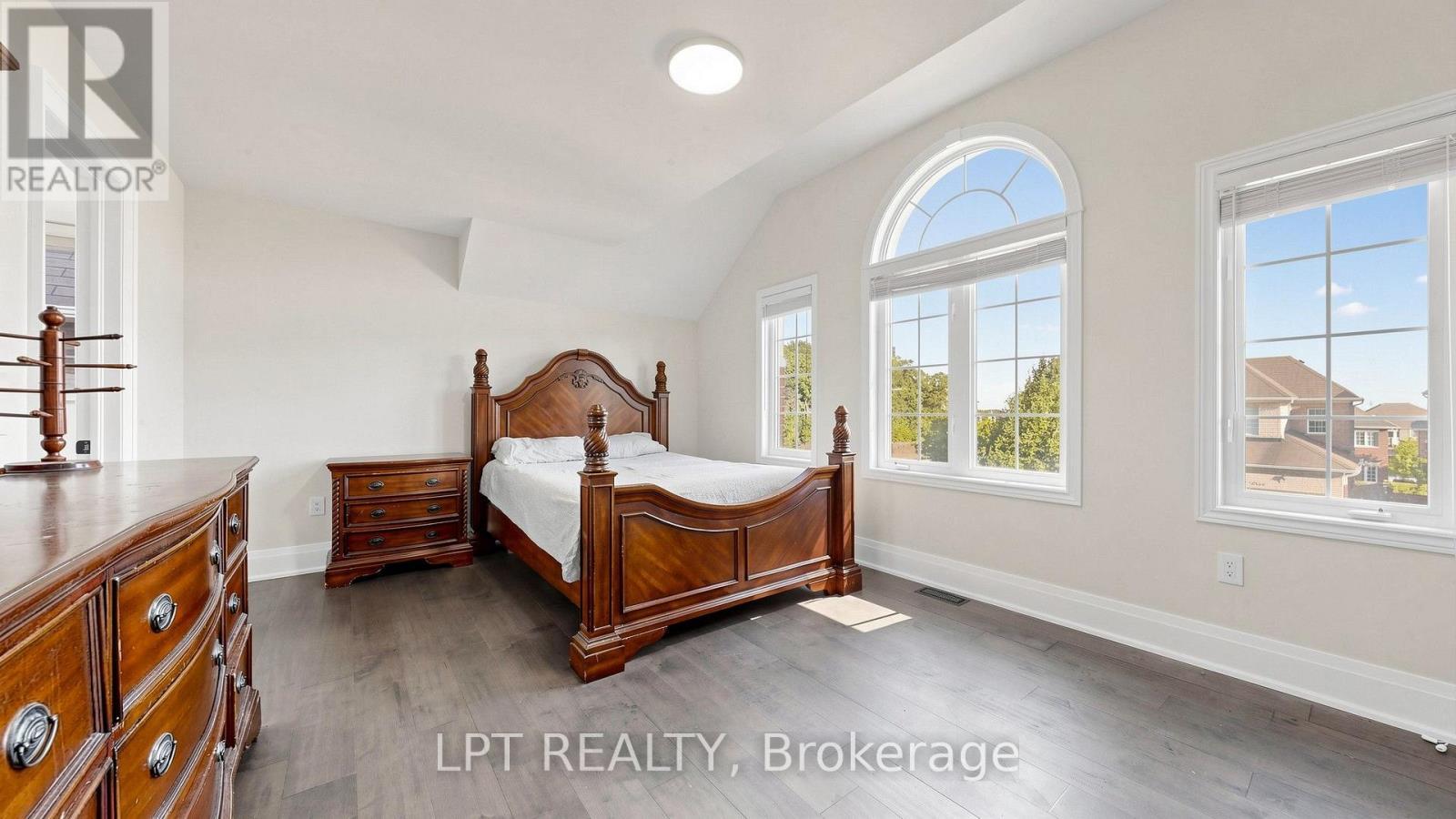 4 Plentywood Drive, Brampton, ON