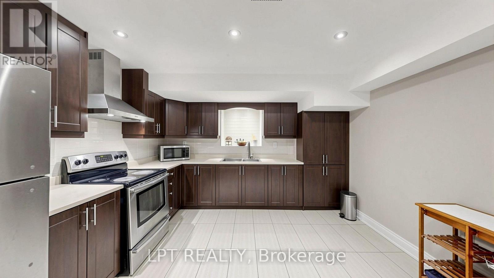 4 Plentywood Drive, Brampton, ON