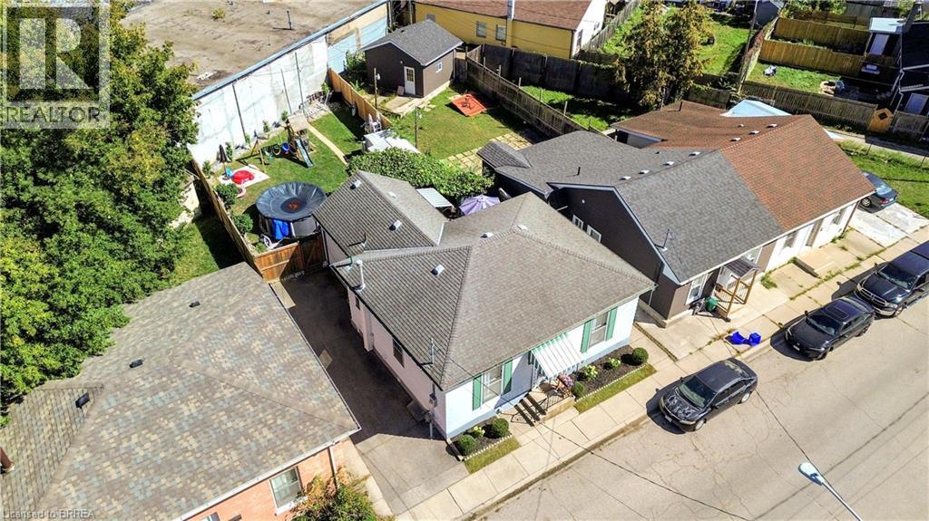 Additional content - 7 Halls Avenue, Brantford, ON