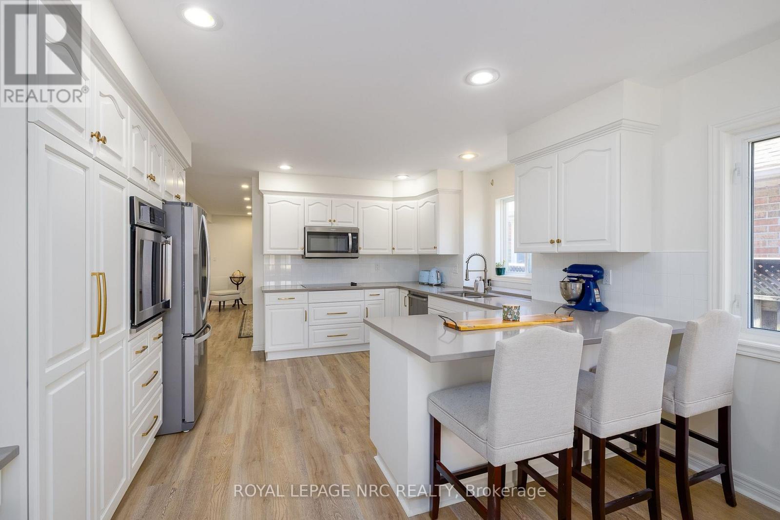 7621 Cameron Court, Niagara Falls (Mt. Carmel), ON