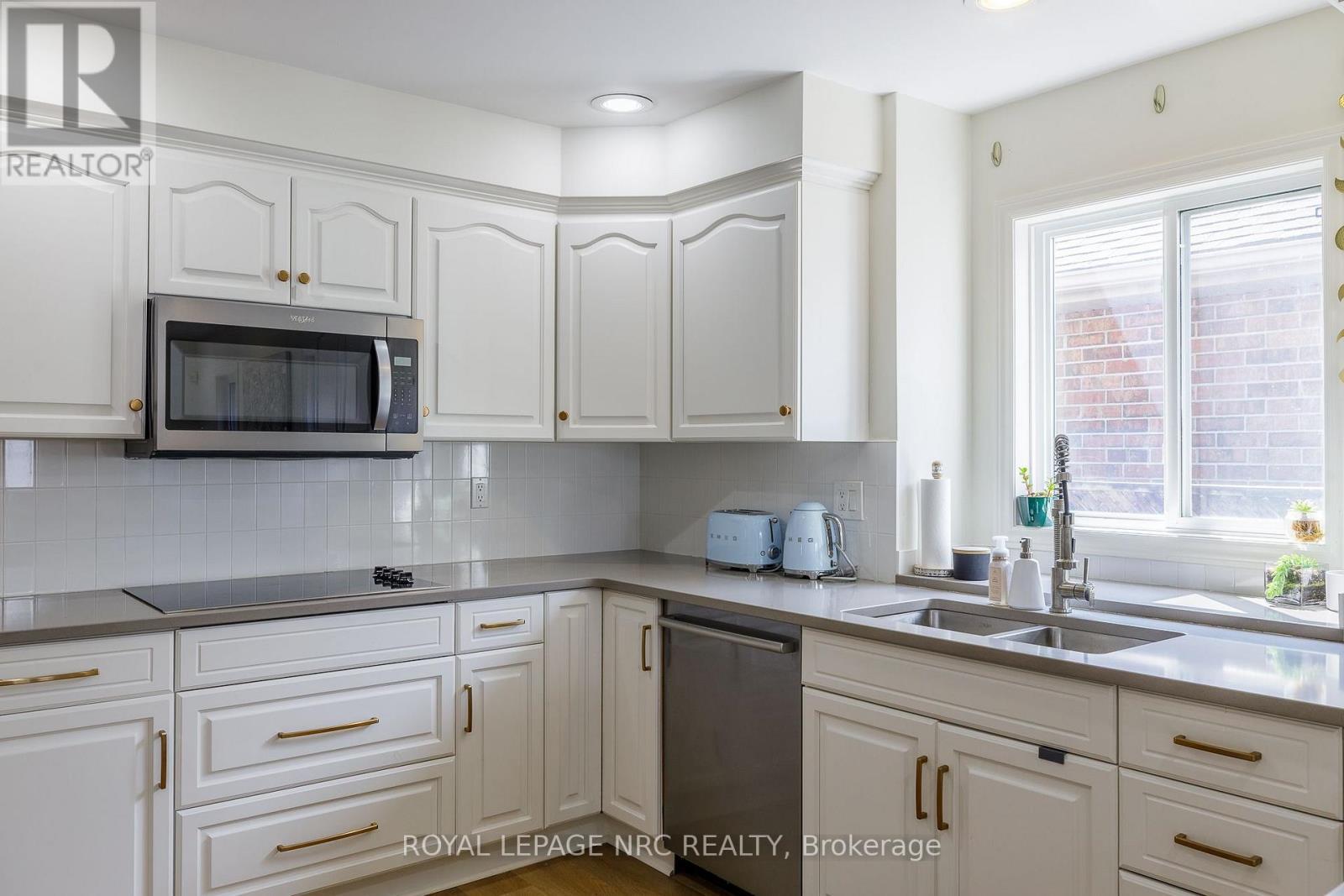 7621 Cameron Court, Niagara Falls (Mt. Carmel), ON