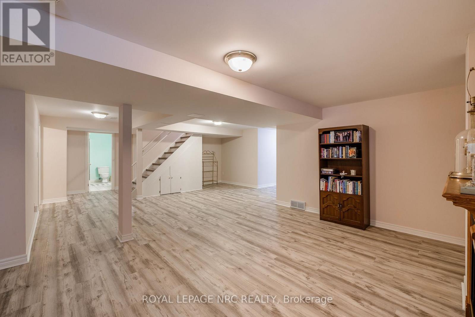 7621 Cameron Court, Niagara Falls (Mt. Carmel), ON