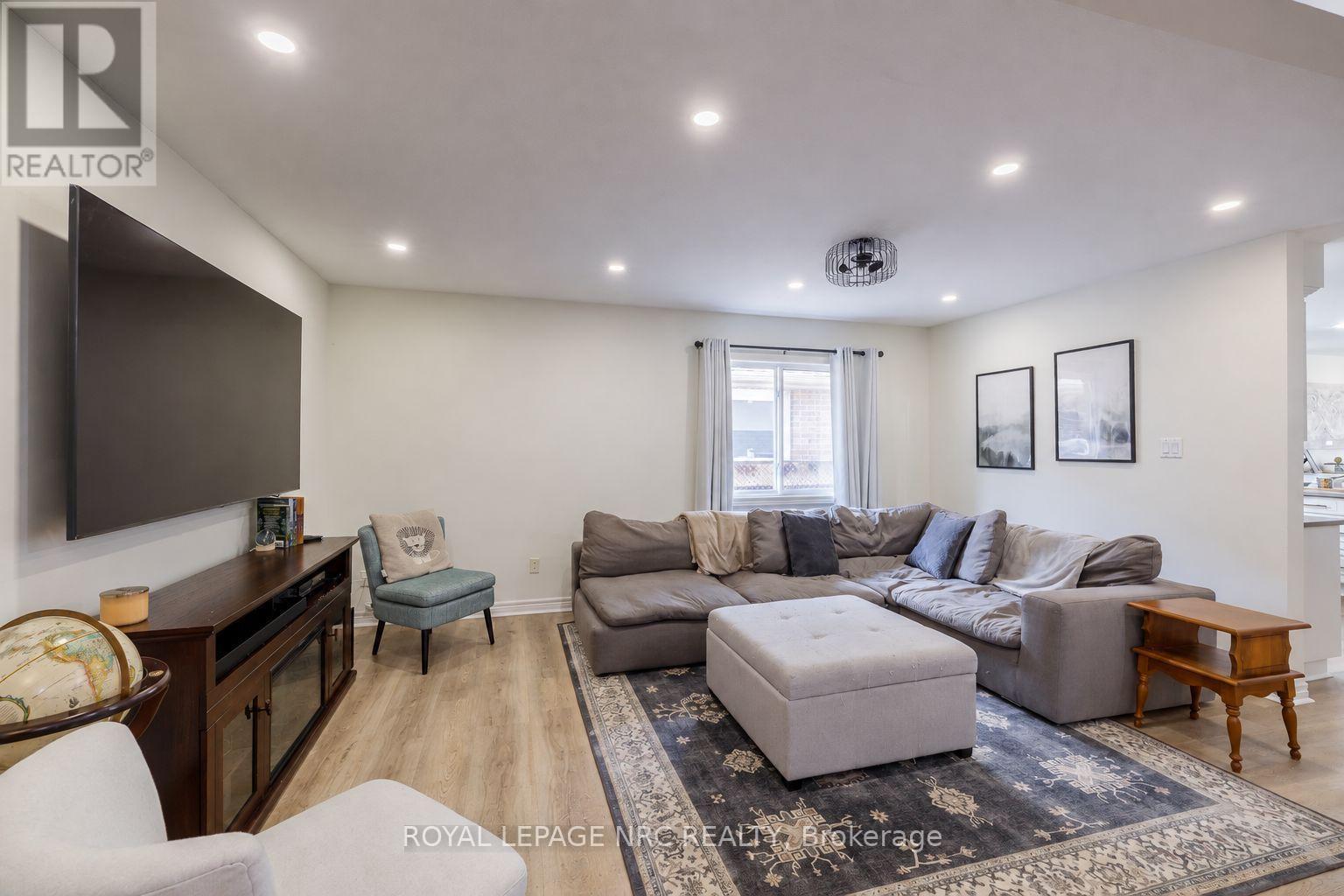 7621 Cameron Court, Niagara Falls (Mt. Carmel), ON