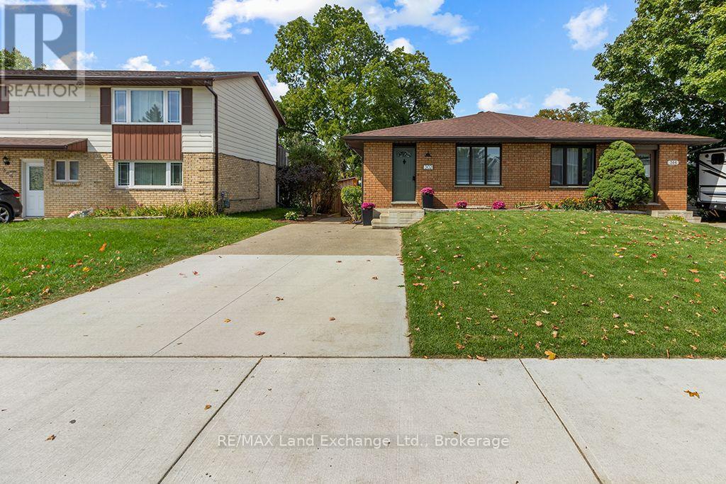 302 Bricker Street, Saugeen Shores, ON