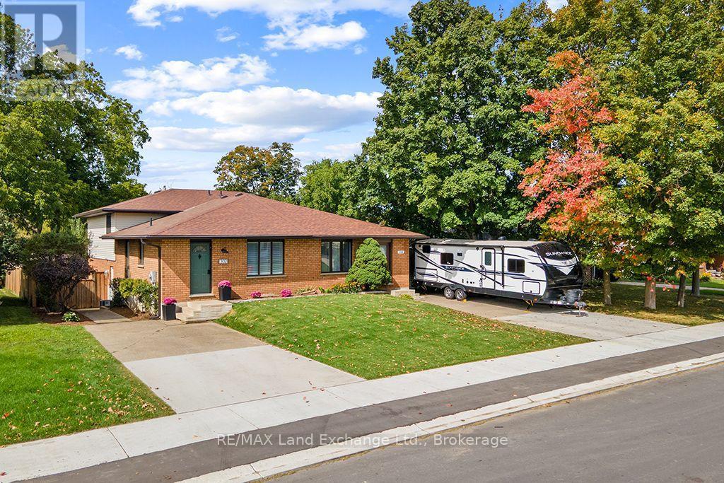 302 Bricker Street, Saugeen Shores, ON