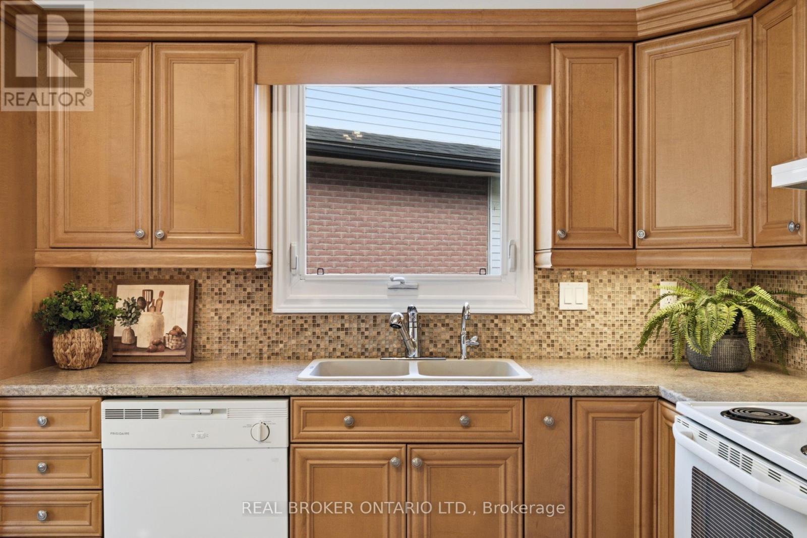 22 Ripley Crescent, Waterloo, ON