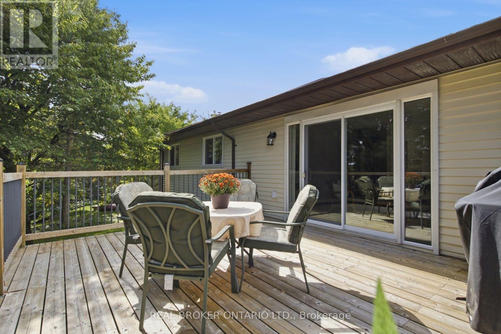 22 Ripley Crescent, Waterloo, ON