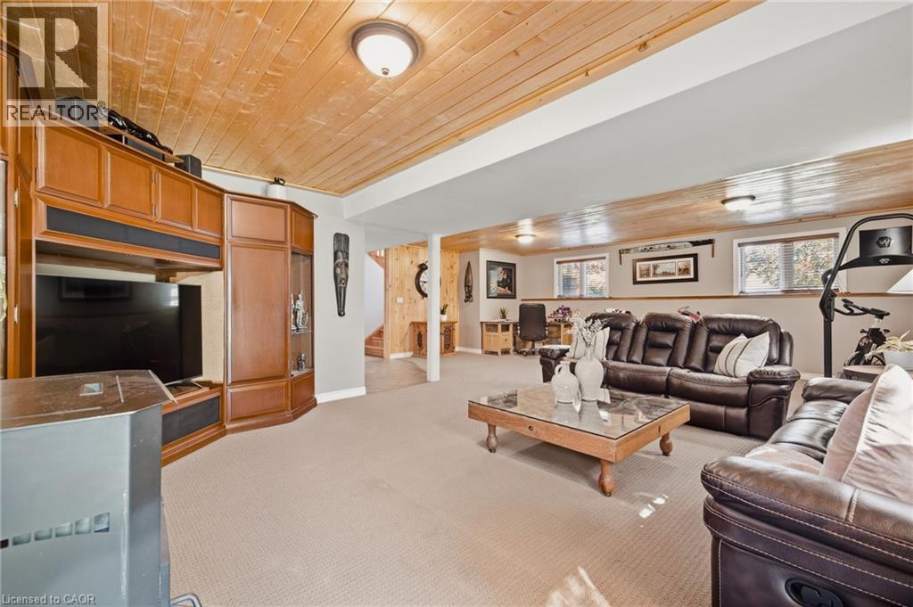 59 Regency Drive, Clifford, ON