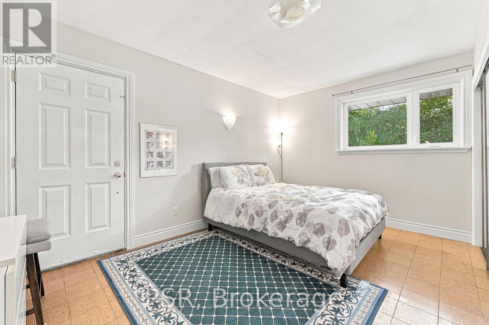 15 Valleyview Road, Halton Hills, ON