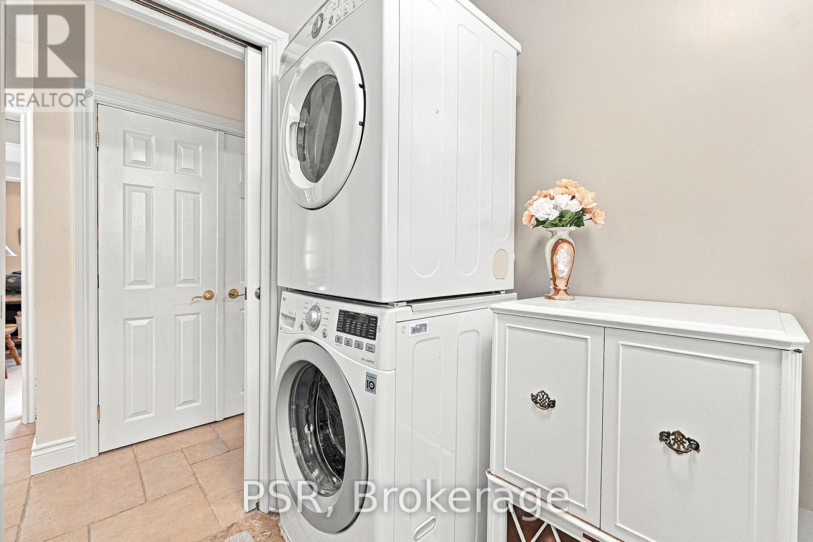 15 Valleyview Road, Halton Hills, ON