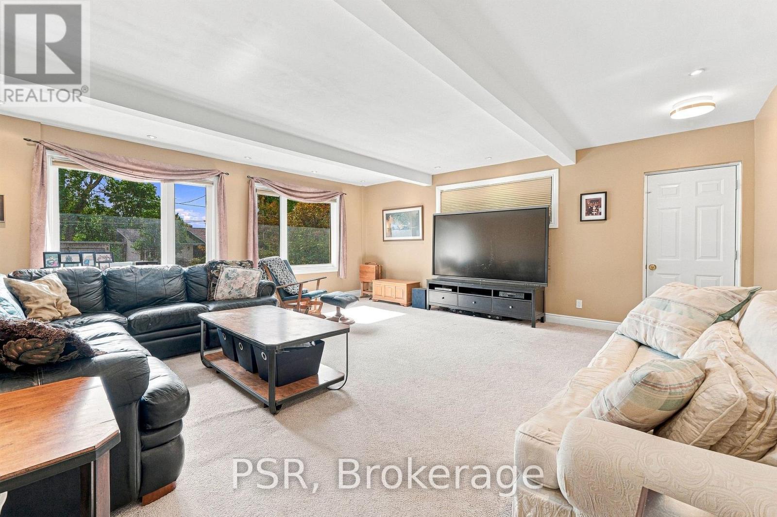 15 Valleyview Road, Halton Hills, ON
