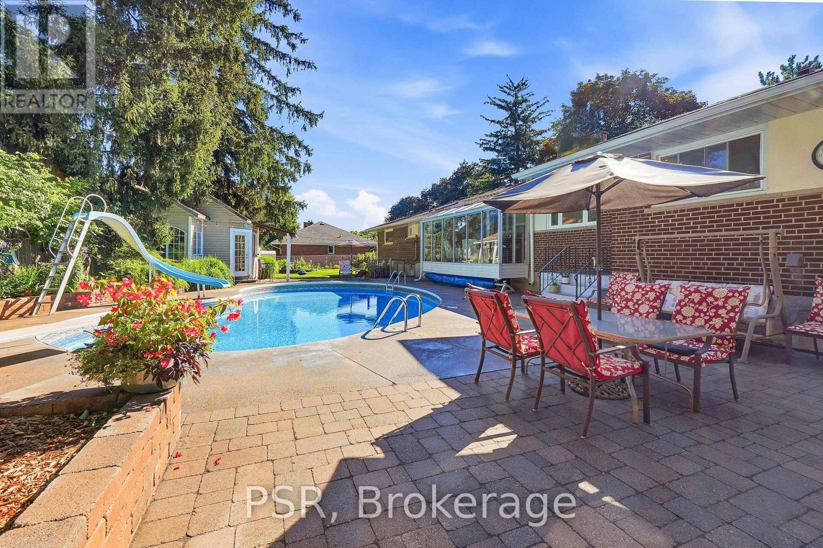 15 Valleyview Road, Halton Hills, ON