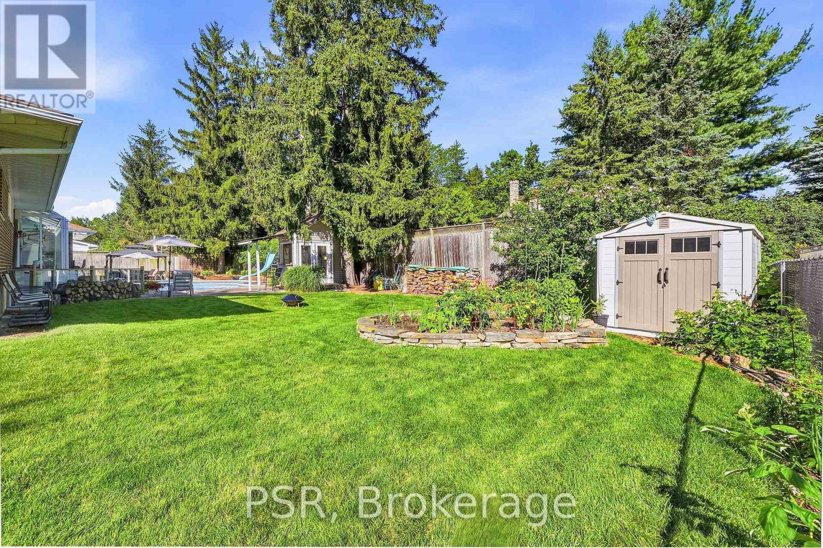 15 Valleyview Road, Halton Hills, ON