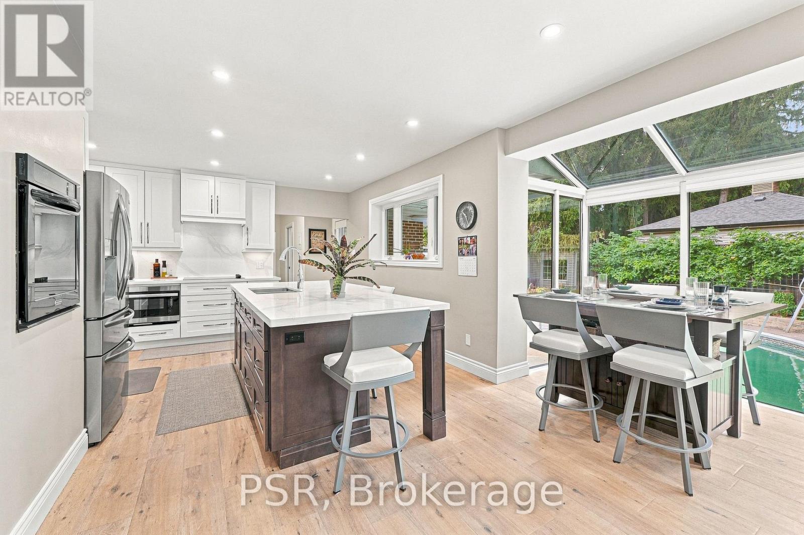 15 Valleyview Road, Halton Hills, ON
