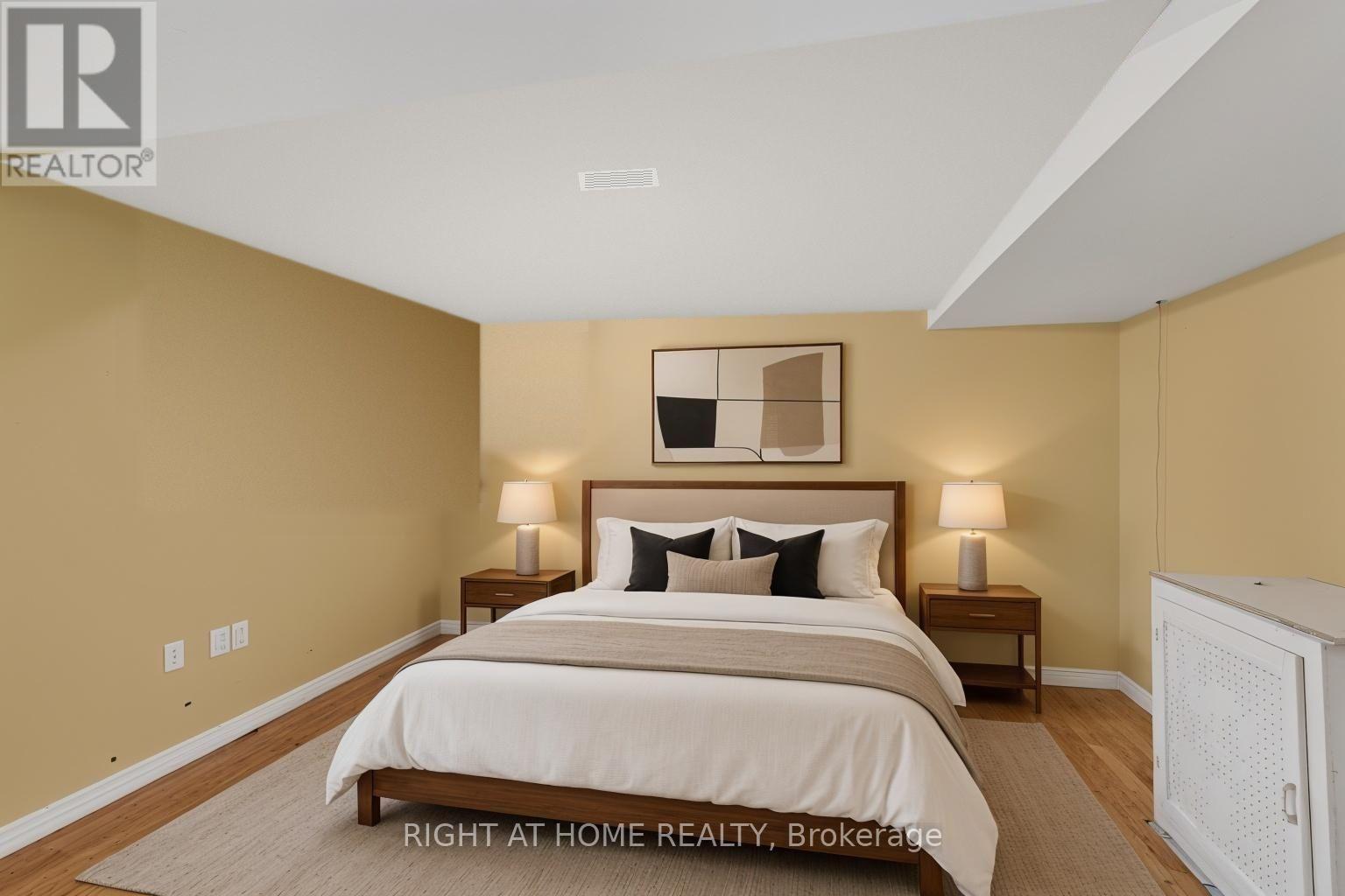 45 Blair Crescent, Barrie, ON