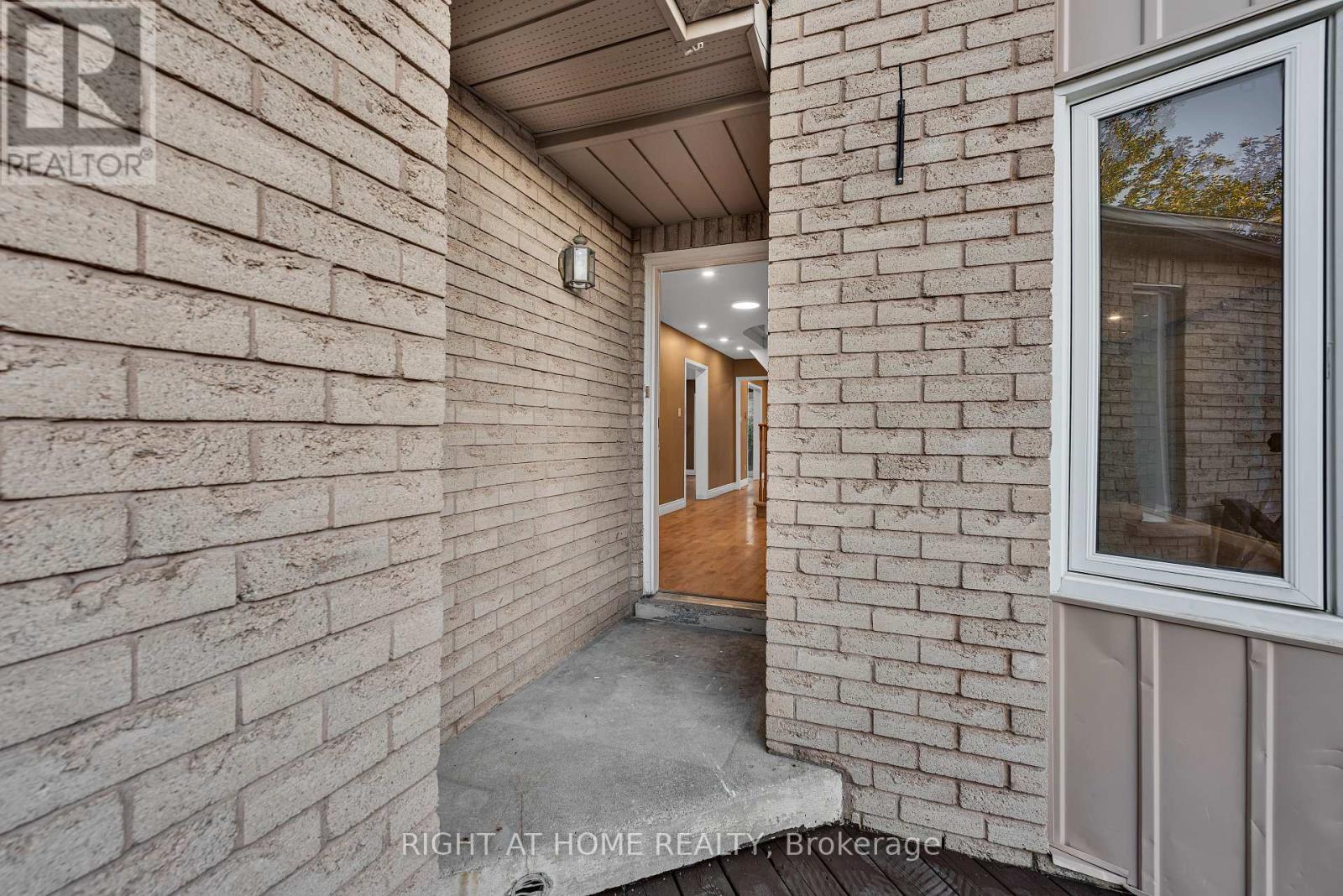 45 Blair Crescent, Barrie, ON