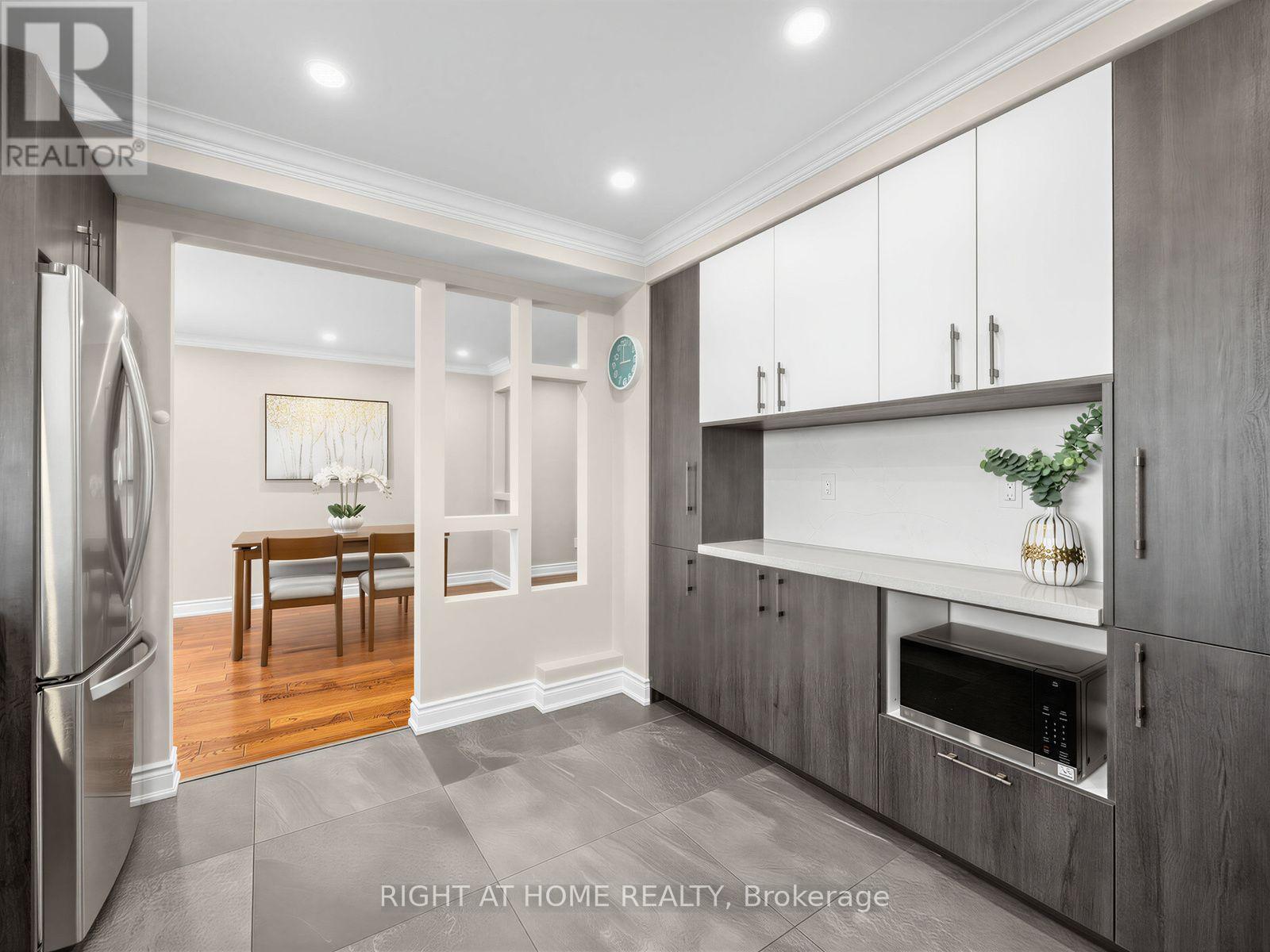 67 Bigham Crescent, Toronto, ON