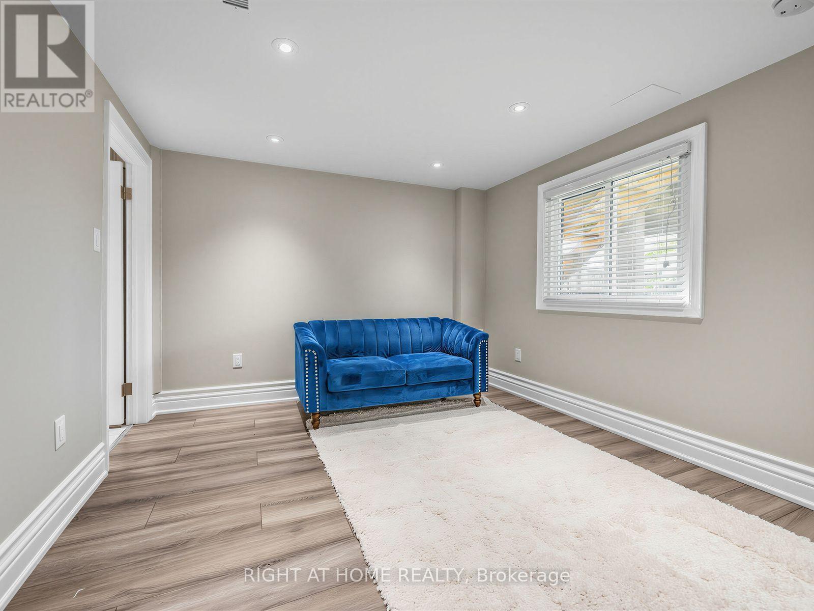 67 Bigham Crescent, Toronto, ON