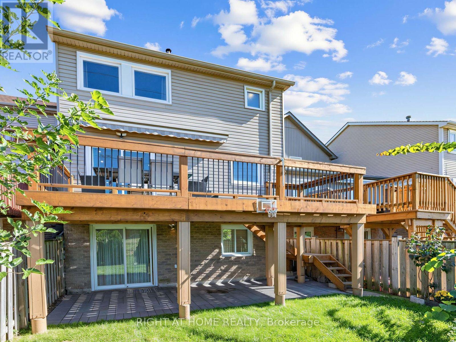 67 Bigham Crescent, Toronto, ON