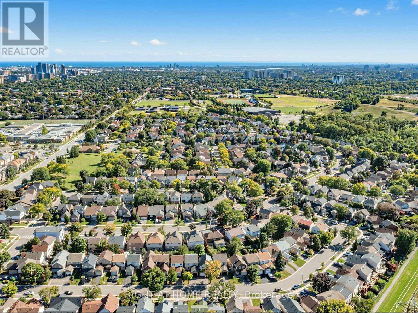 67 Bigham Crescent, Toronto, ON