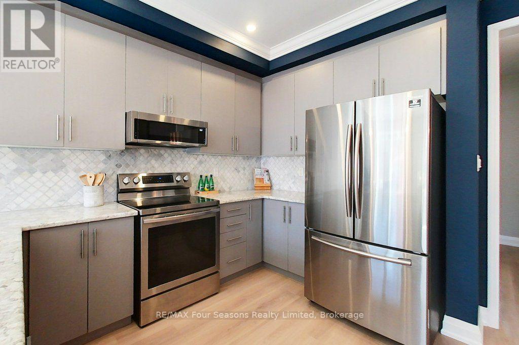 24 Barfoot Street, Collingwood, ON