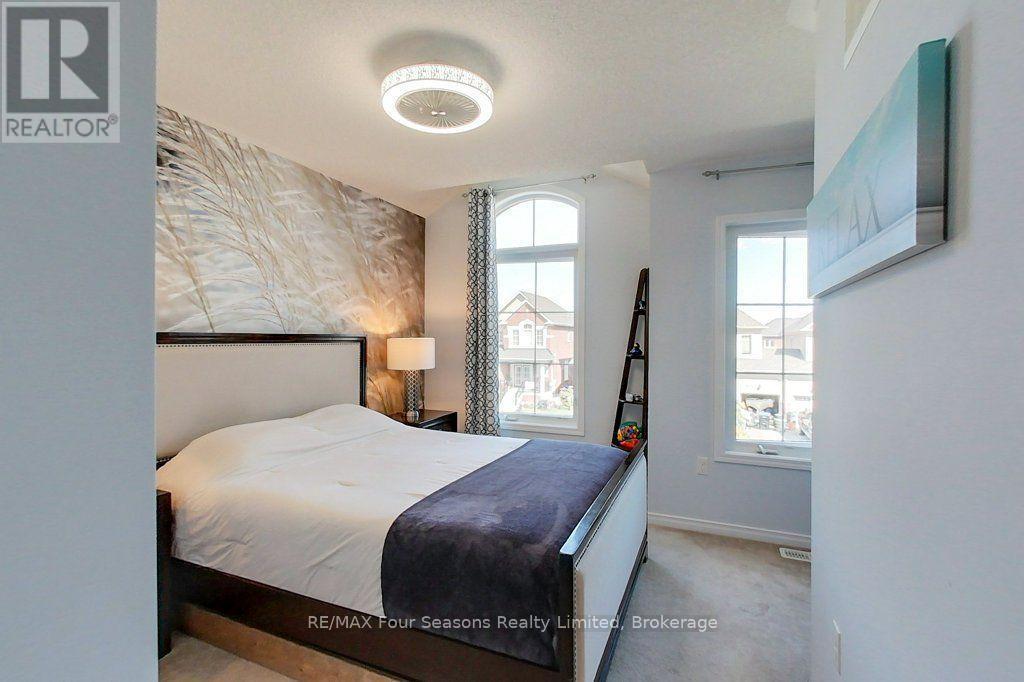 24 Barfoot Street, Collingwood, ON