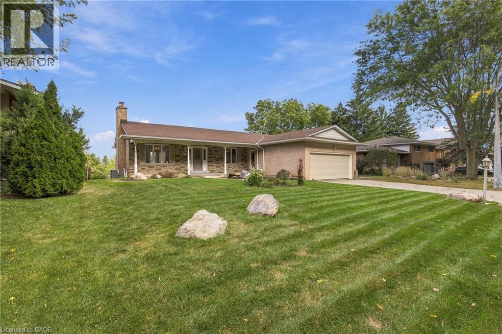 26 Leslie Drive, Hamilton, ON
