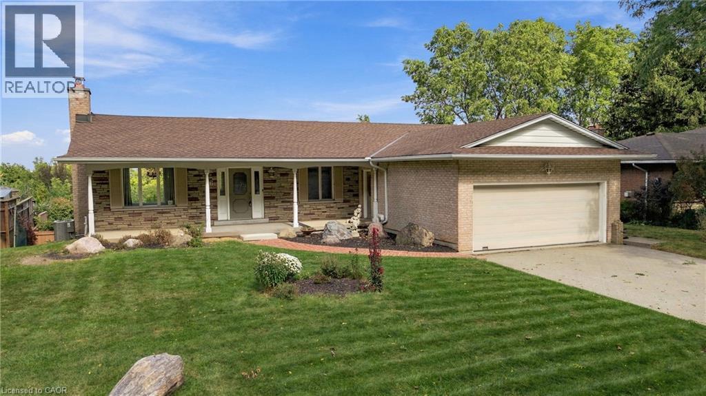26 Leslie Drive, Hamilton, ON