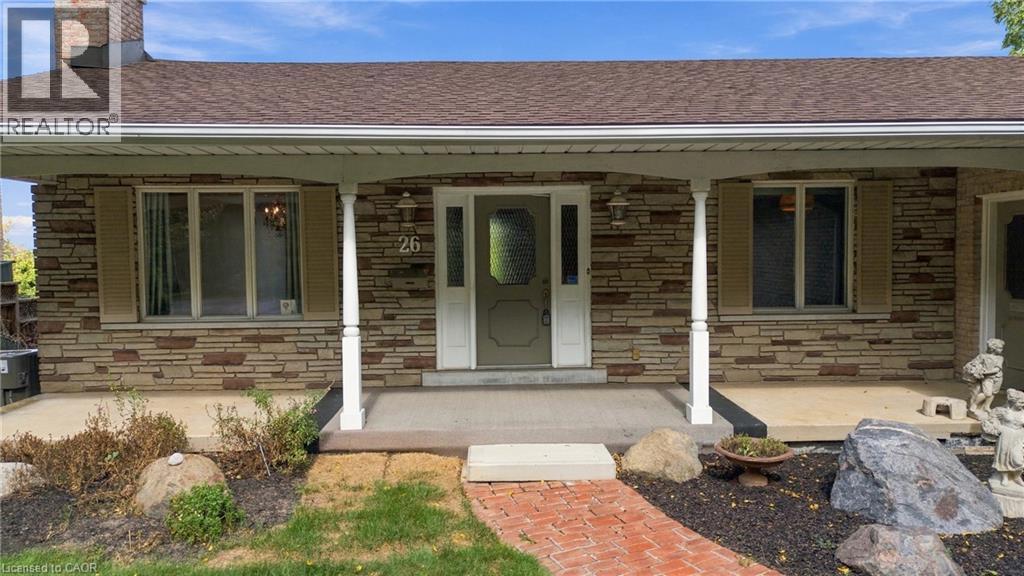 26 Leslie Drive, Hamilton, ON
