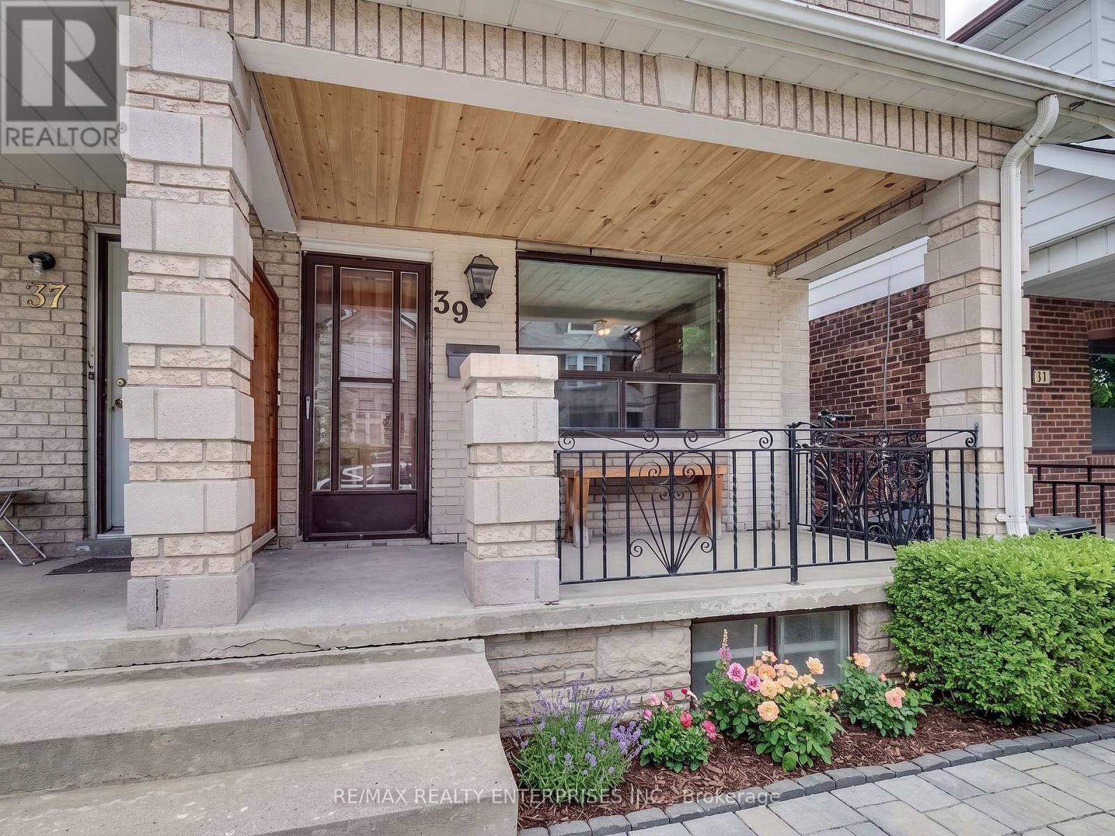 39 Pendrith Street, Toronto, ON