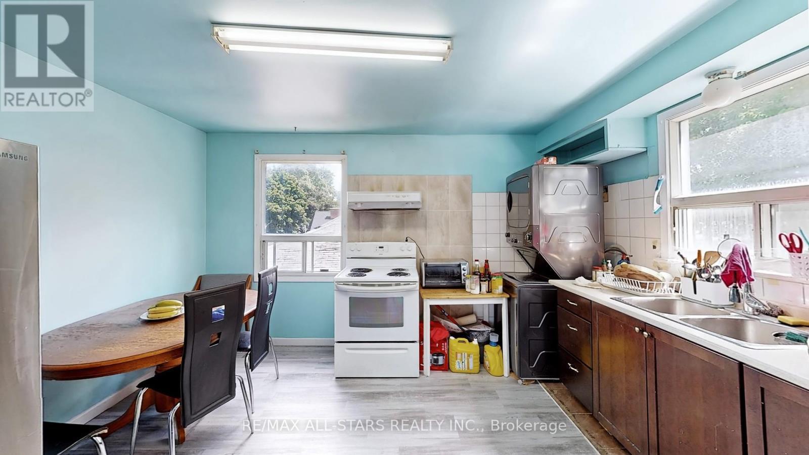 88 Elliott Street, Brampton, ON