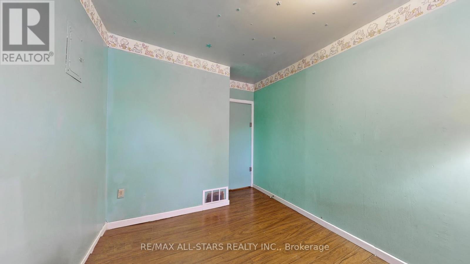 88 Elliott Street, Brampton, ON
