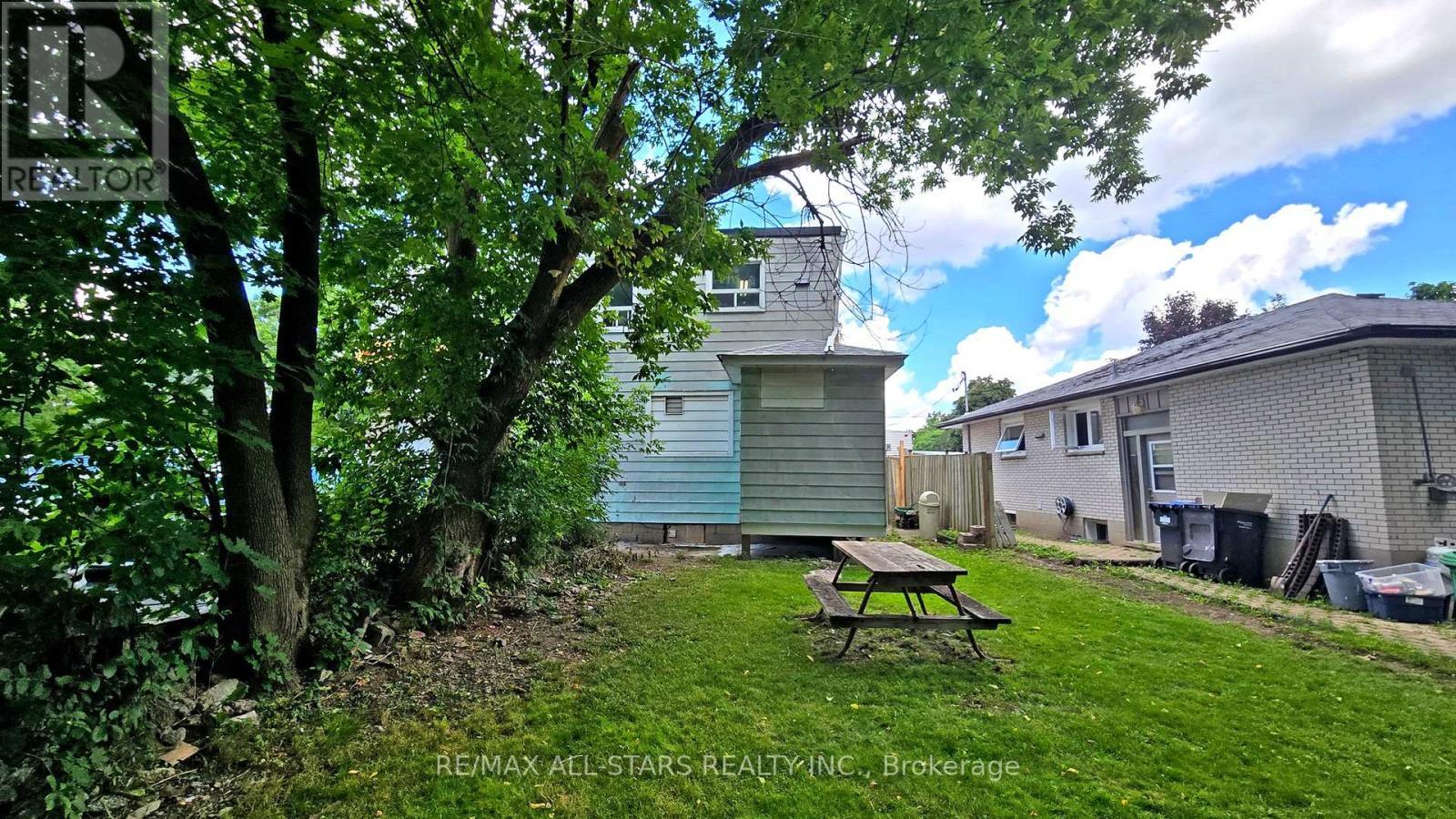 88 Elliott Street, Brampton, ON