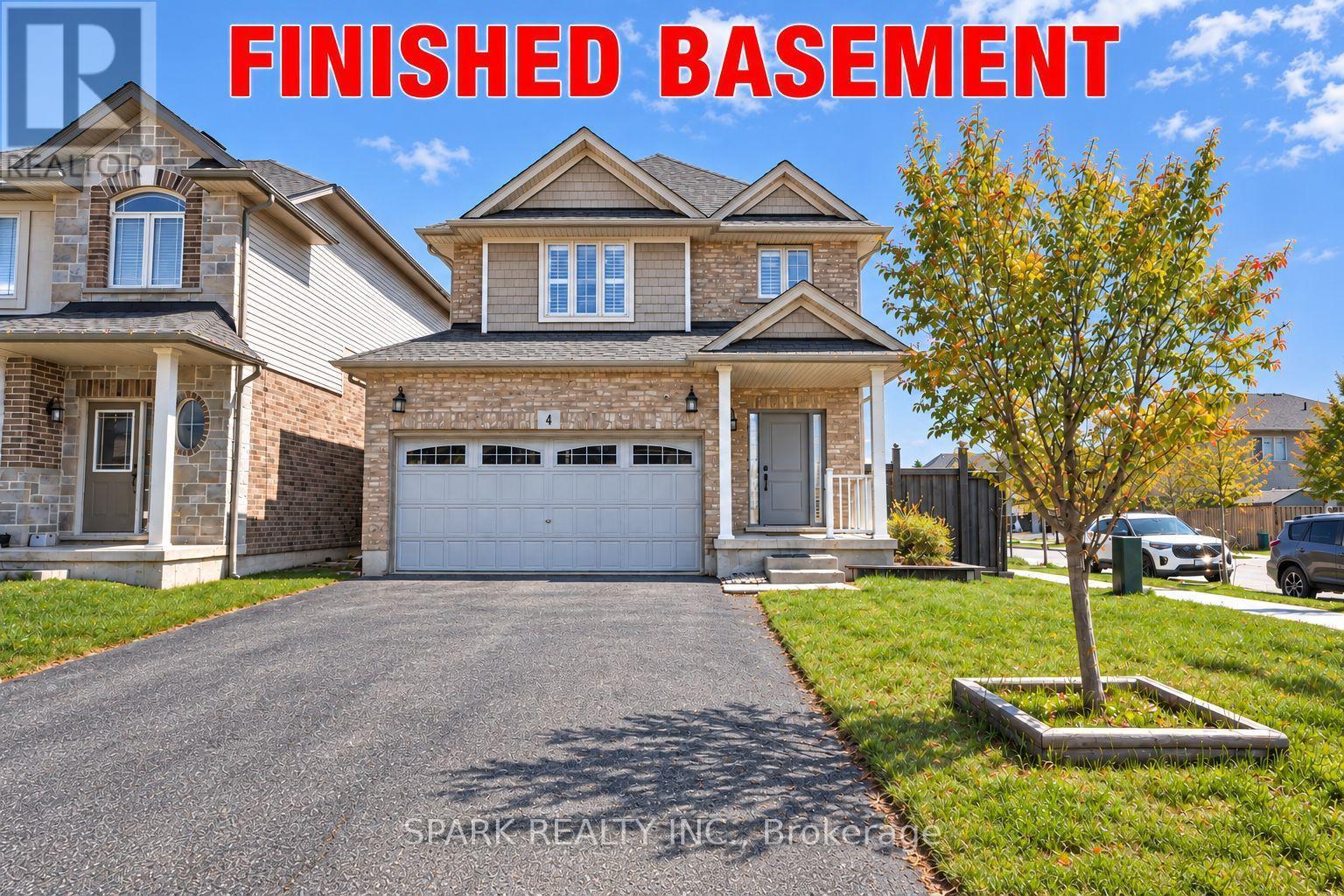 4 Cutts Crescent, Hamilton, ON