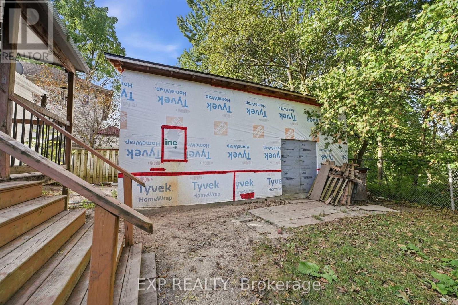 15 Margery Road, Welland (Welland Downtown), ON