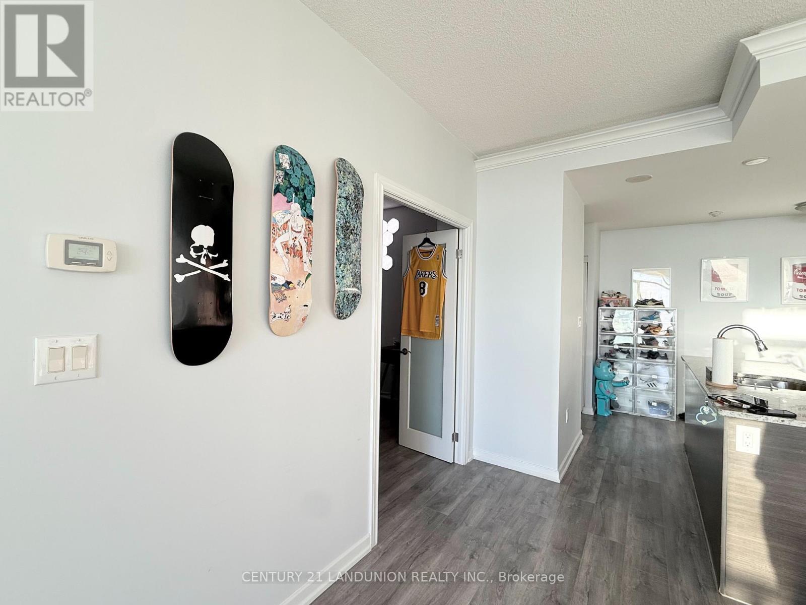 2707 - 70 Forest Manor Road, Toronto, ON