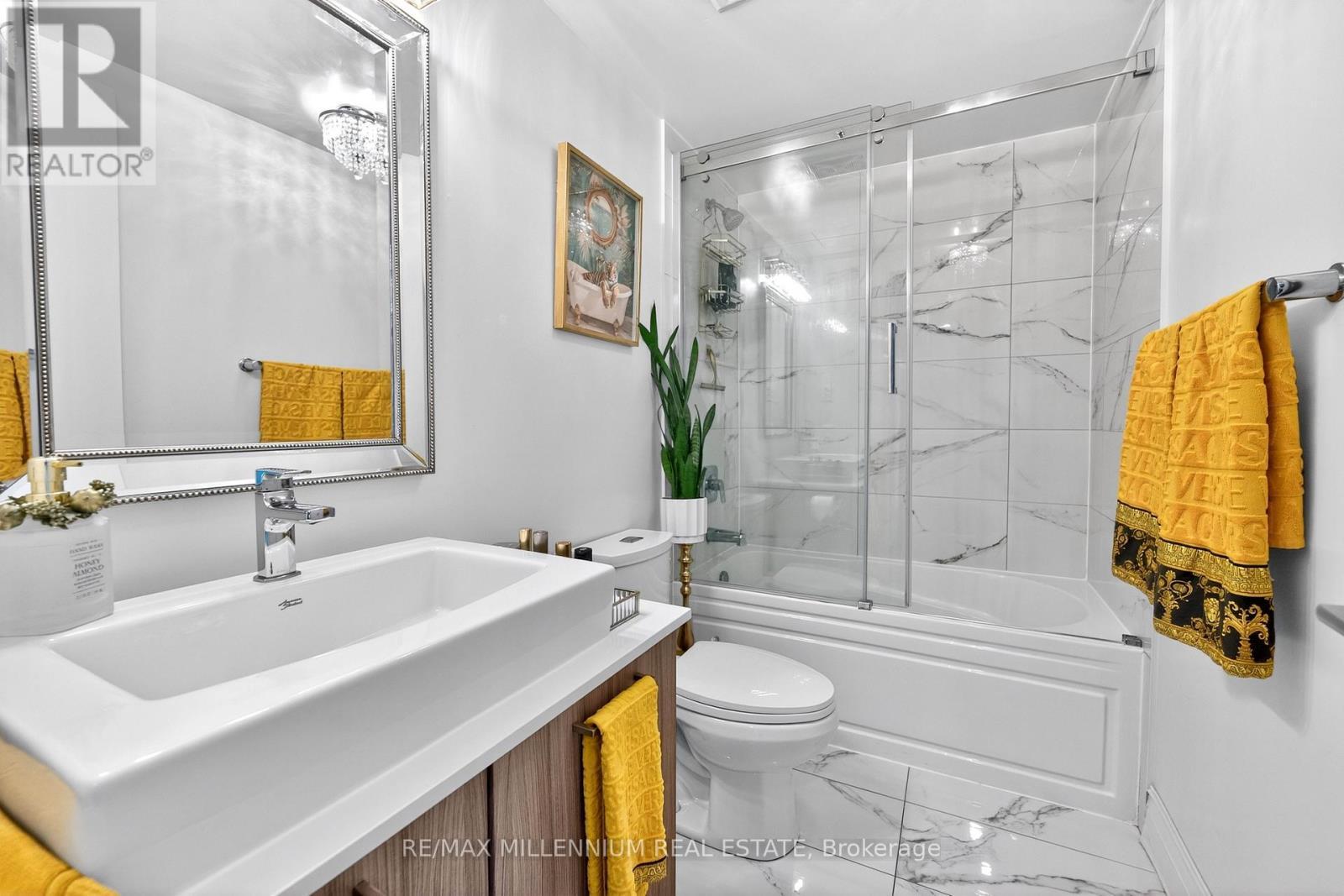 713 - 4800 Highway 7 Road, Vaughan, ON