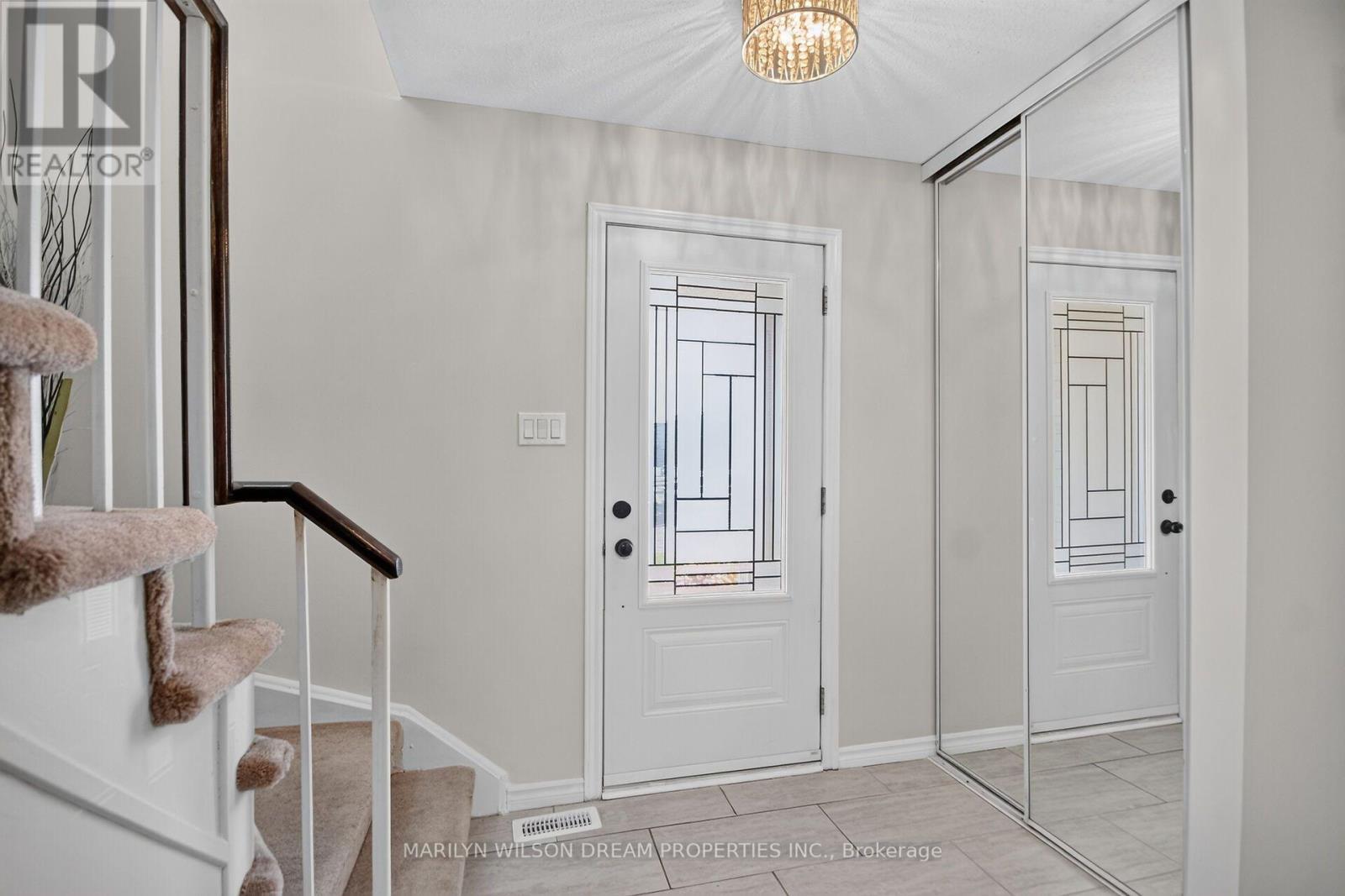 85 Houlahan Street, Ottawa, ON