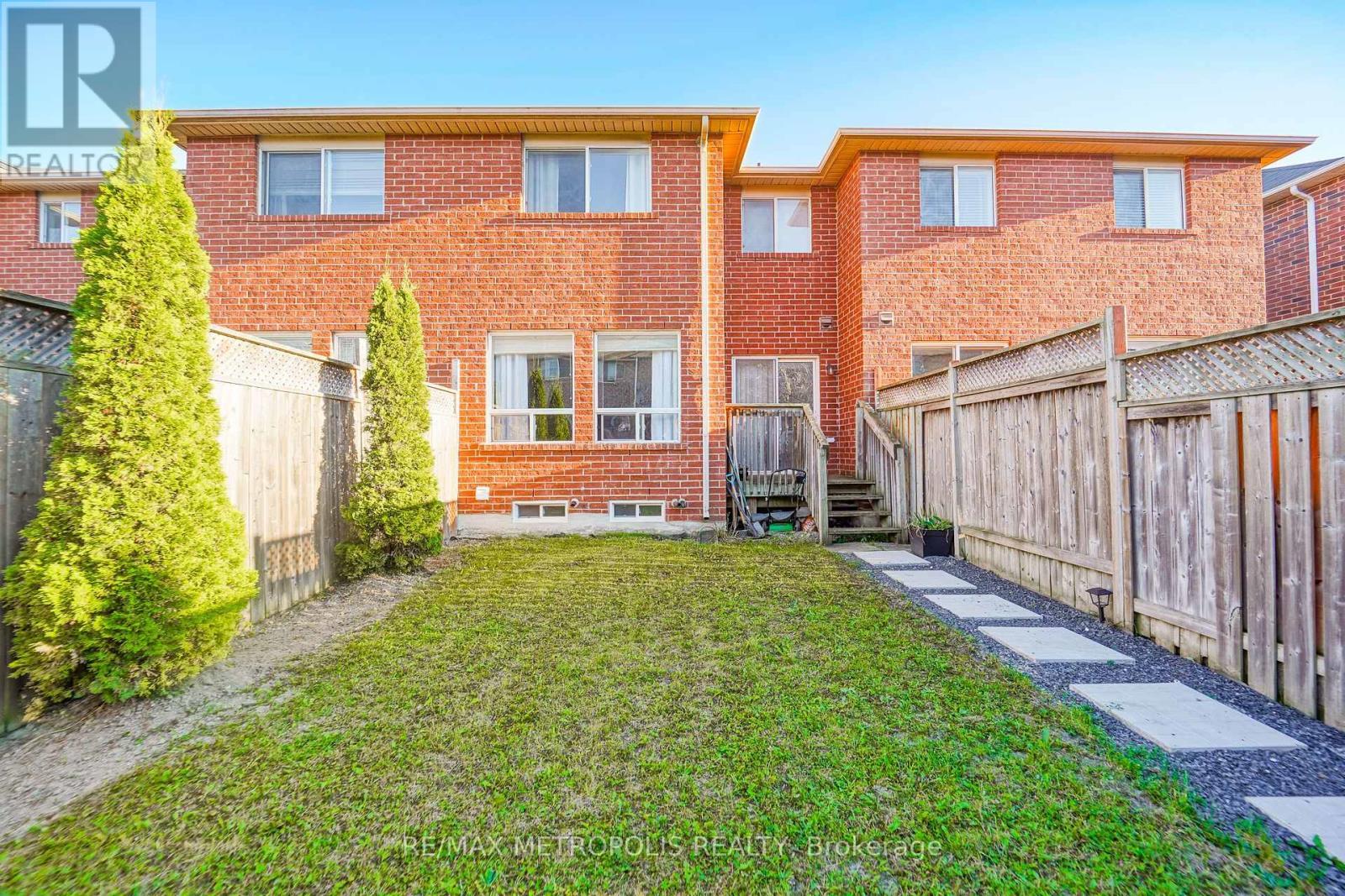 152 Angier Crescent, Ajax, ON